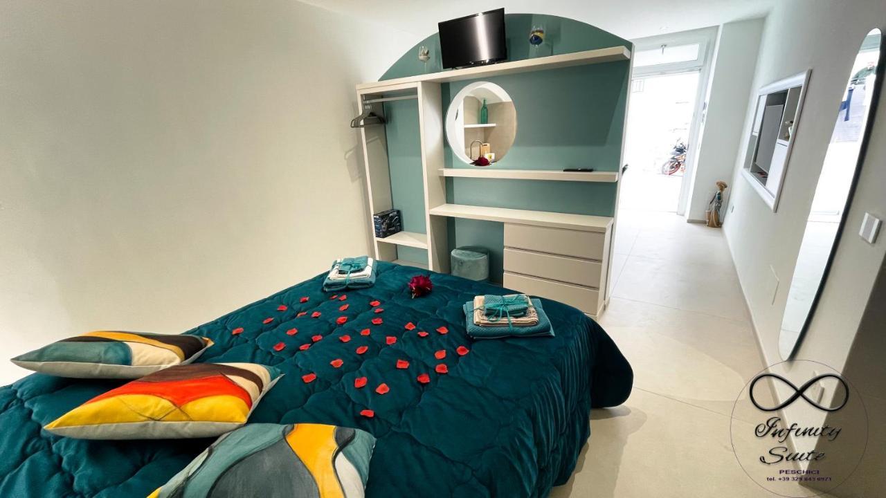 פסקיצ'י Infinity Suite מראה חיצוני תמונה