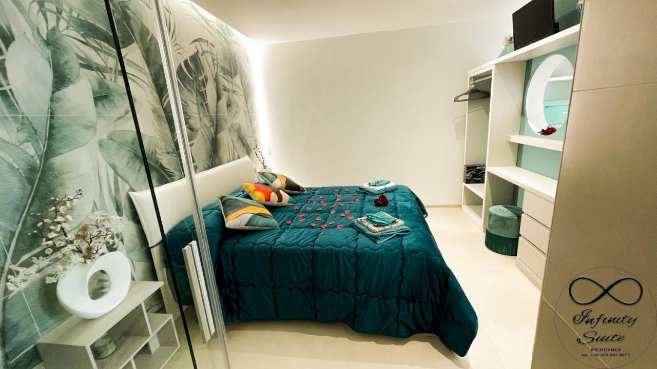 פסקיצ'י Infinity Suite מראה חיצוני תמונה