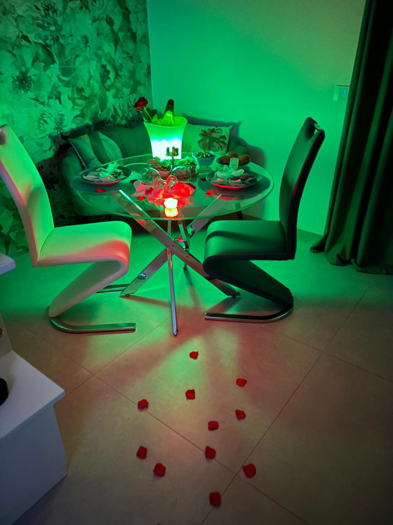 פסקיצ'י Infinity Suite מראה חיצוני תמונה