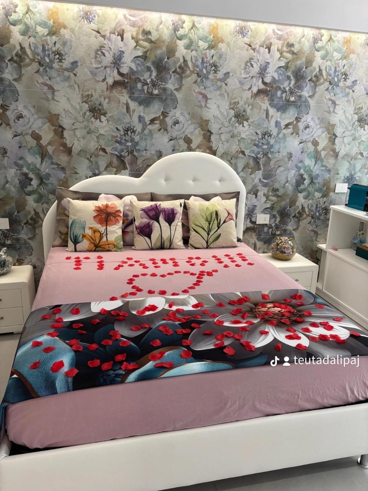 פסקיצ'י Infinity Suite מראה חיצוני תמונה